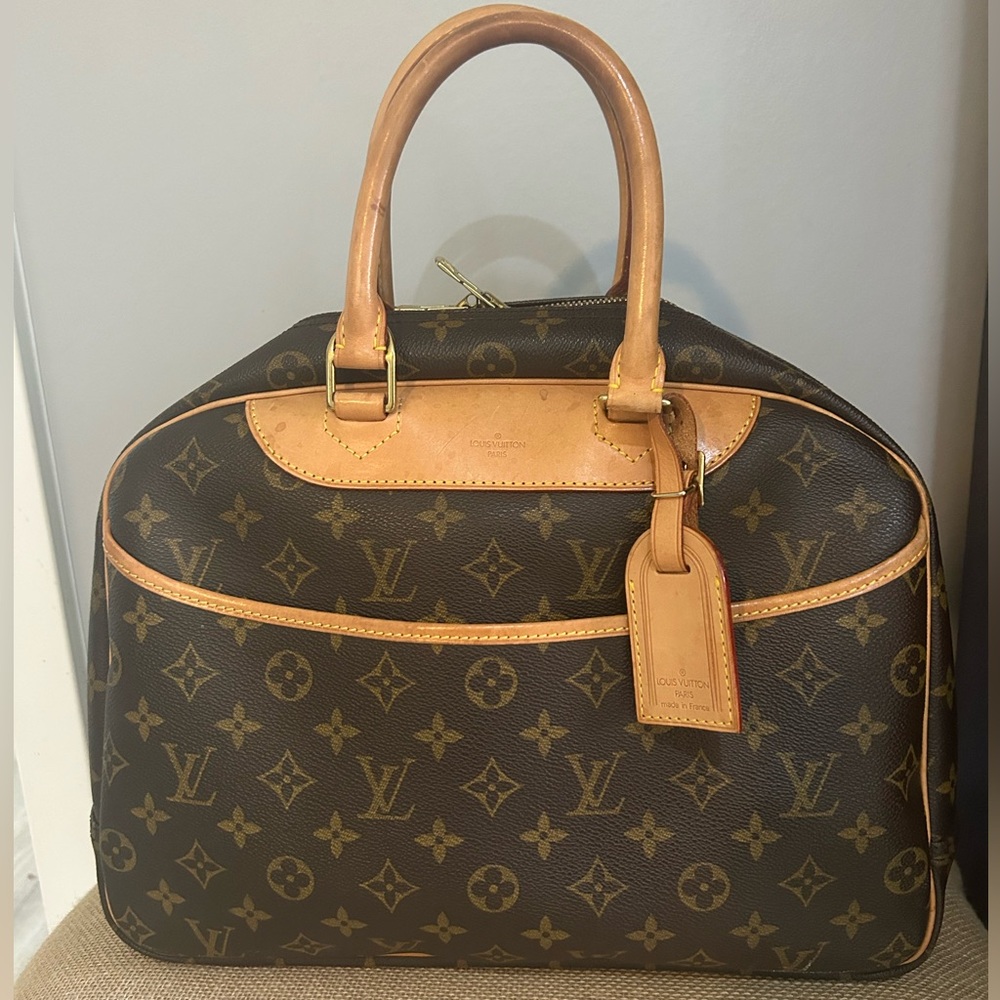 Louis Vuitton Deuville tote bag